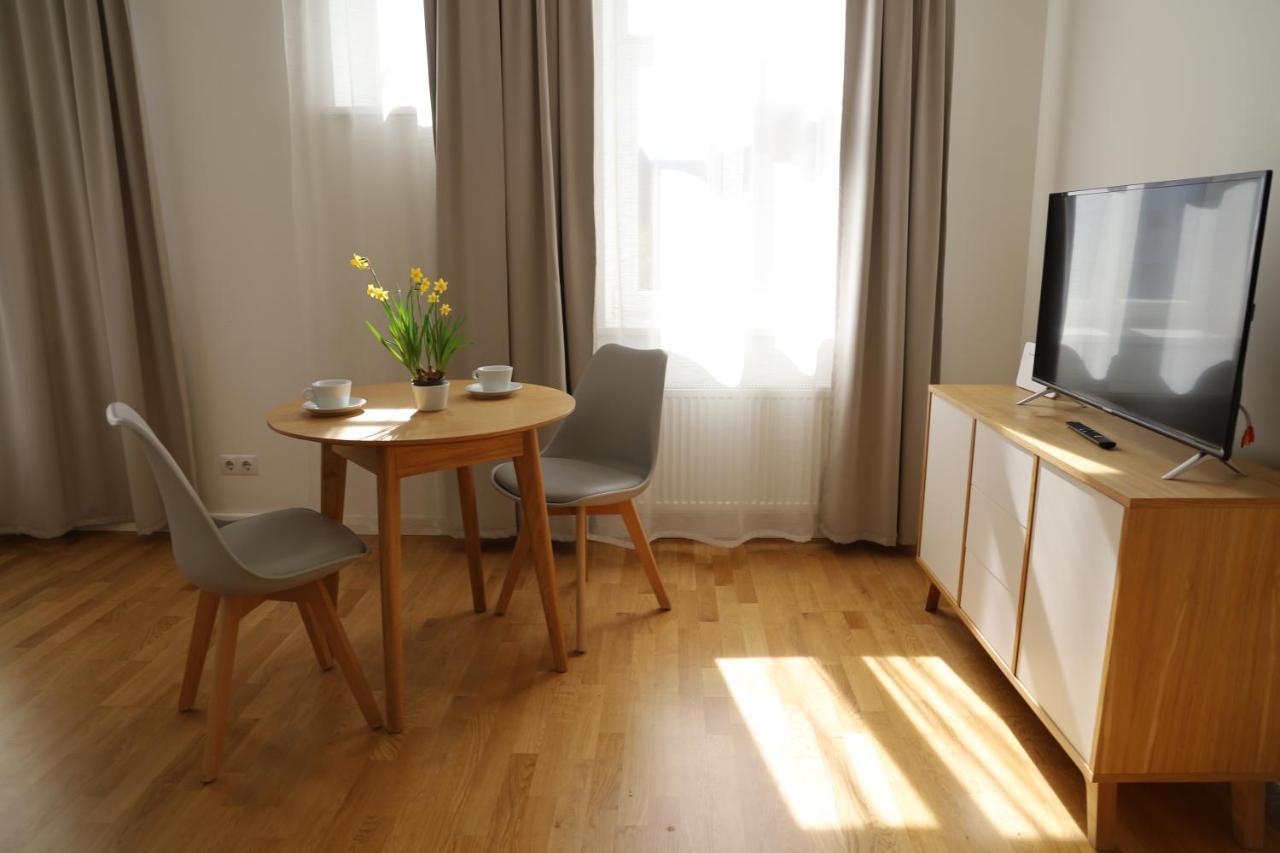 Studio In The City Center Riga Bagian luar foto